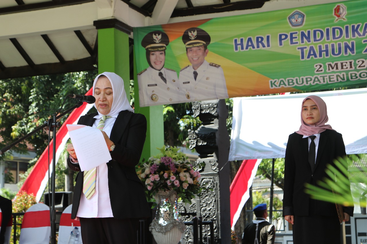 Pelaksanaan Upacara Hardiknas 2019 berlangsung khidmat