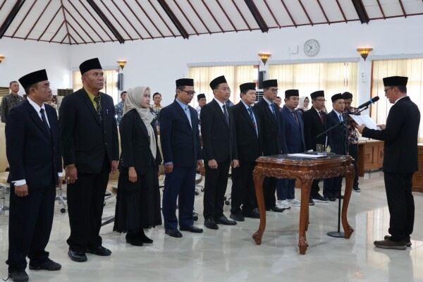 Bupati Bojonegoro Lantik Pengurus Dewan Pendidikan Periode 2026-2030